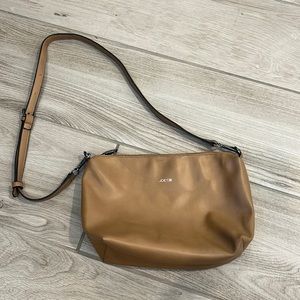 Joes crossbody